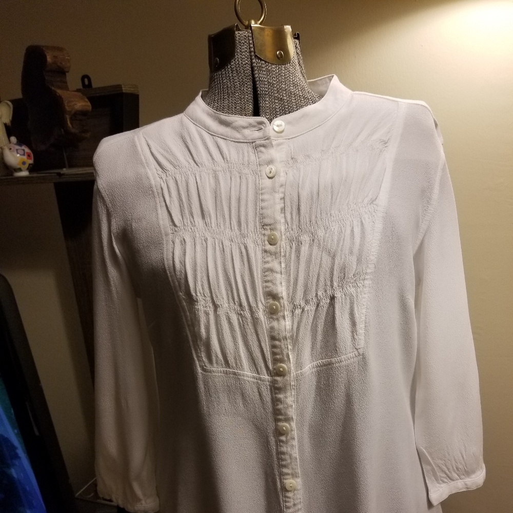 Chico's  White Shirt sz 1 (8-10)